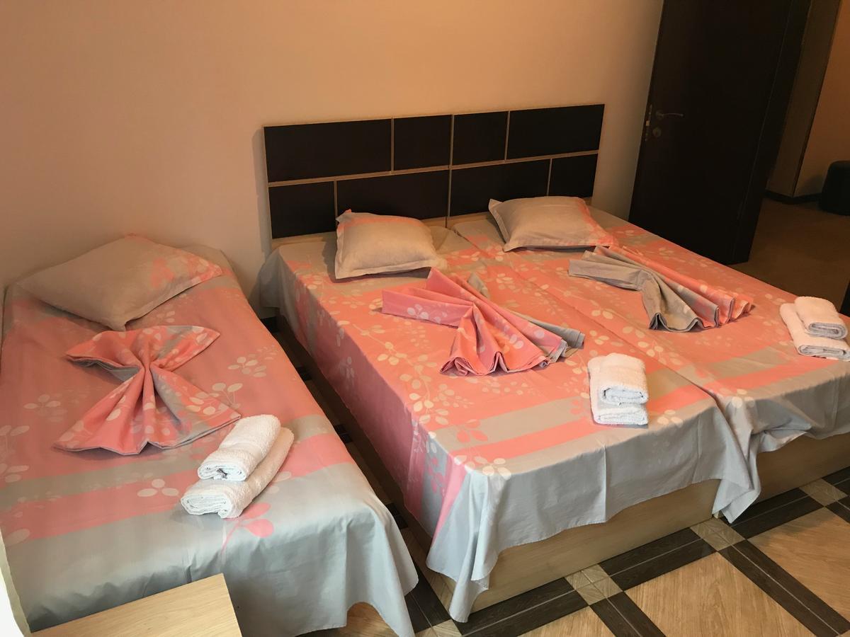 Holiday House Batumi Kültér fotó